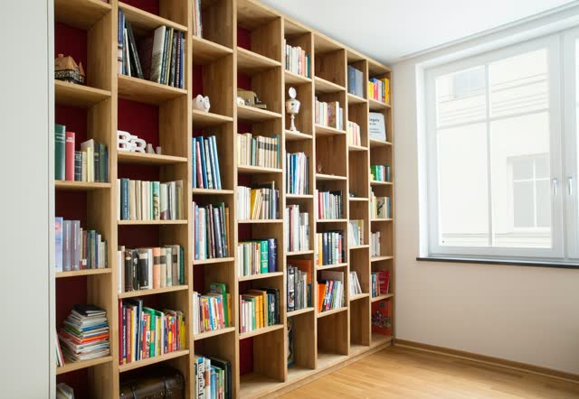 مكتبة ووحدة تخزين